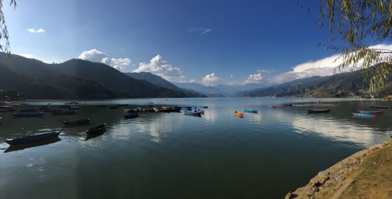 pokhara lake